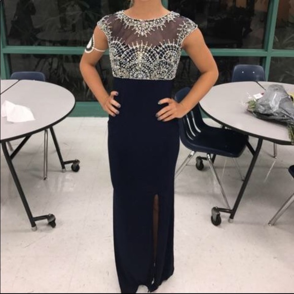 Sparkle prom dress - Picture 2 of 2